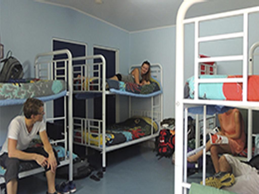 Reef Lodge Backpackers ทาวน์วิล ภายนอก รูปภาพ