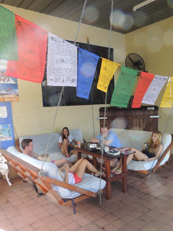 Reef Lodge Backpackers ทาวน์วิล ภายนอก รูปภาพ