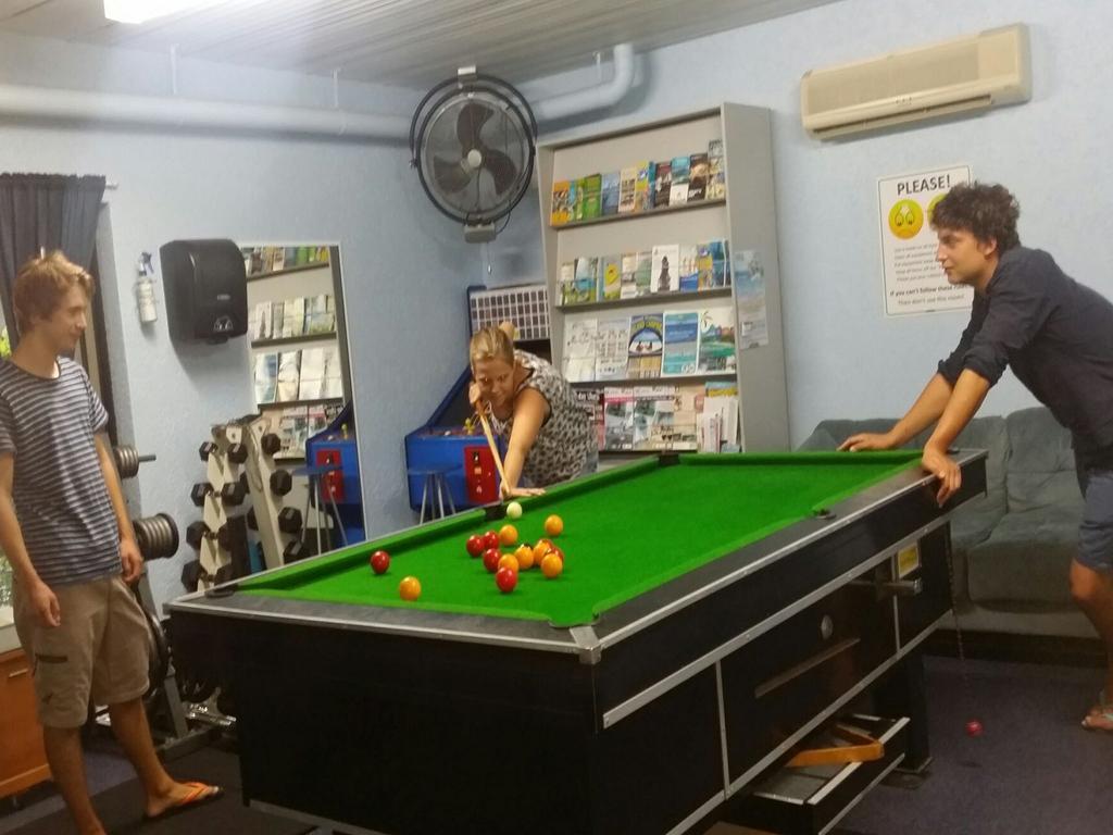 Reef Lodge Backpackers ทาวน์วิล ภายนอก รูปภาพ